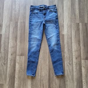 American Eagle Hi-Rise Jeggings